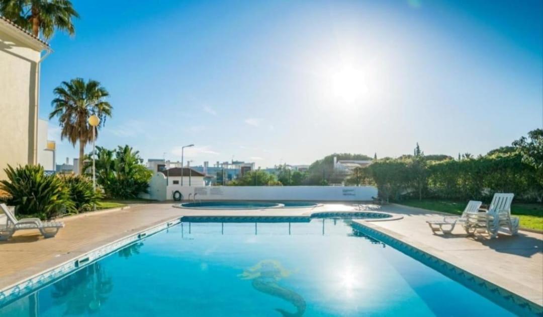 Flamingo'S Apartment W/ 2 Swimming Pool Albufeira Dış mekan fotoğraf