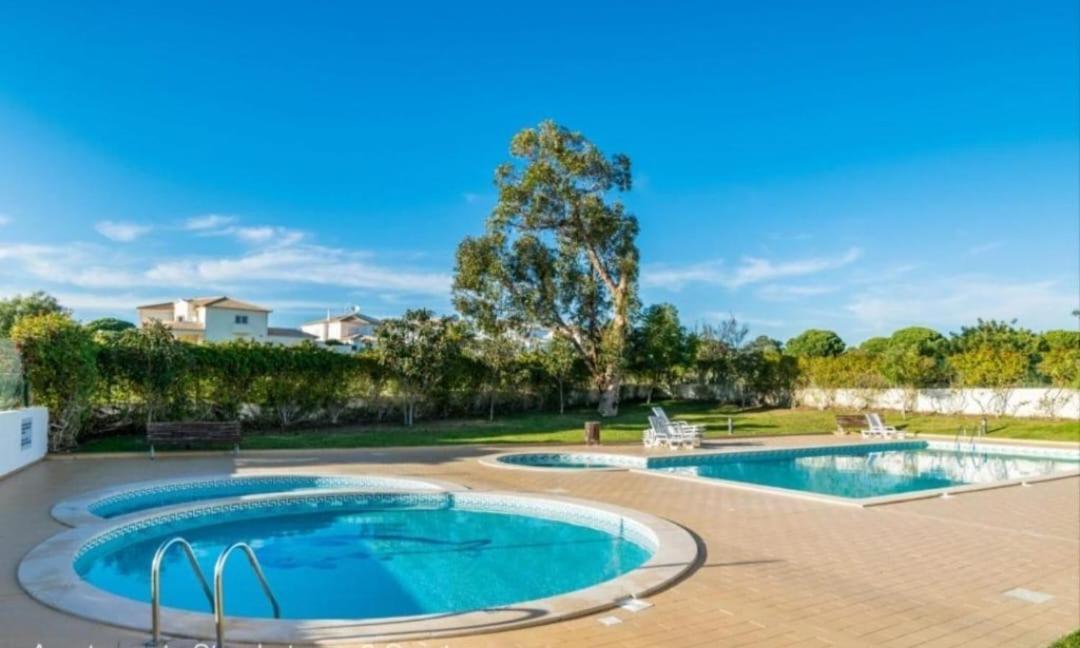 Flamingo'S Apartment W/ 2 Swimming Pool Albufeira Dış mekan fotoğraf